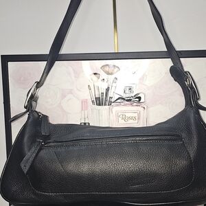 Giani Bernini Black Leather Hobo Shoulder Bag Handbag Zip Pocket Purse EUC